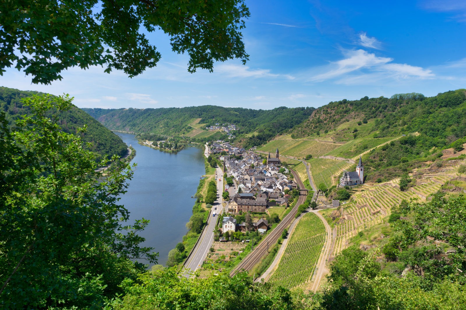 Hatzenport und Burg Bischofstein